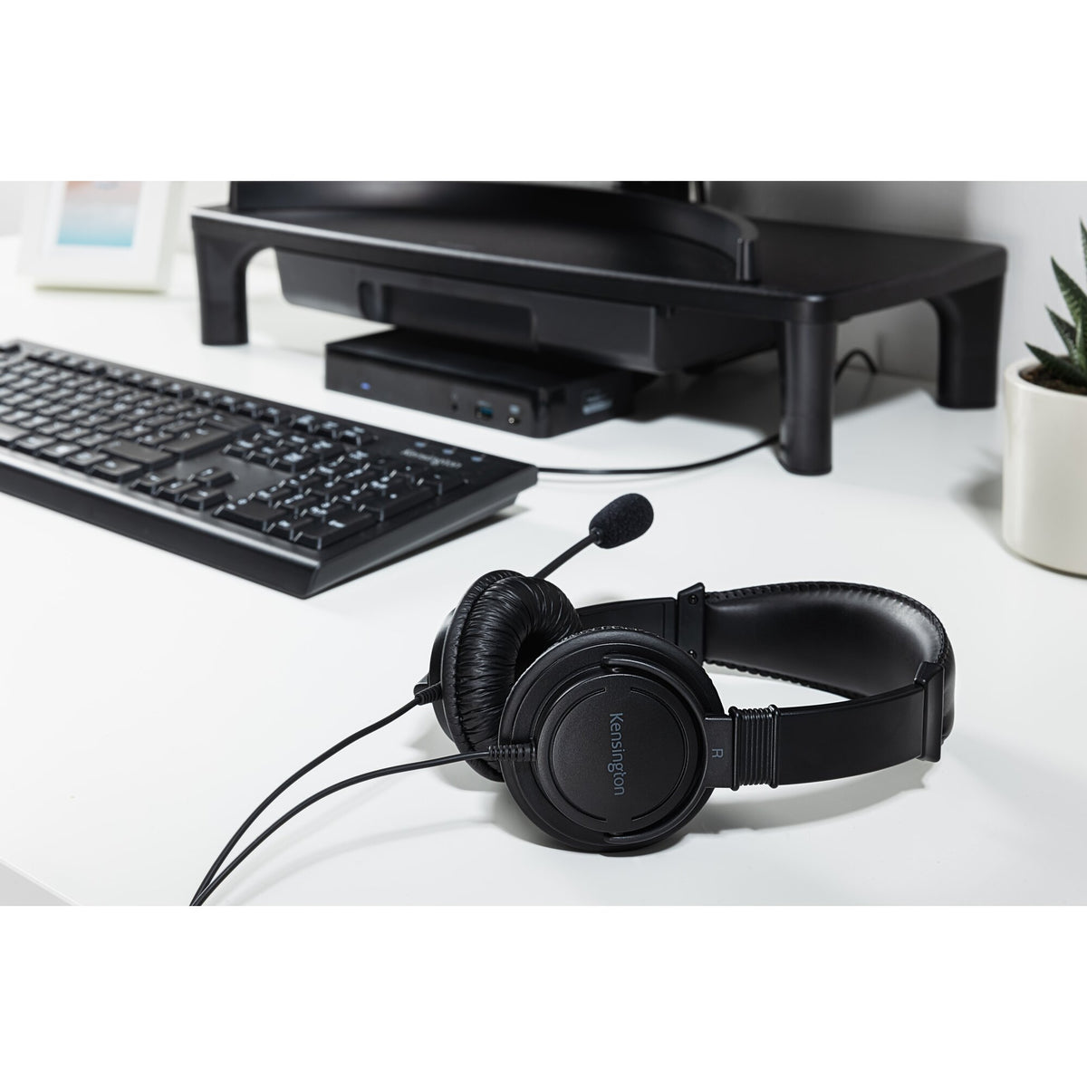 Kensington ValuKeyboard - Wired